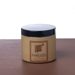 Crema Spalmabile al pistacchio. Pasticceria Fabozzi di Antonio Fabozzi. In ogni creazione, un pizzico di sogno e l'infinita passione per l'arte dolciaria.